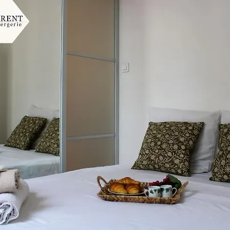 Le Leon By Apirent #balcon #calme #climatisation #central Apartment *
